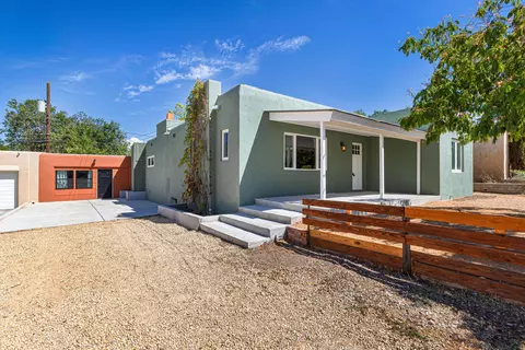 1100 Dartmouth Dr NE, Albuquerque, NM 87106