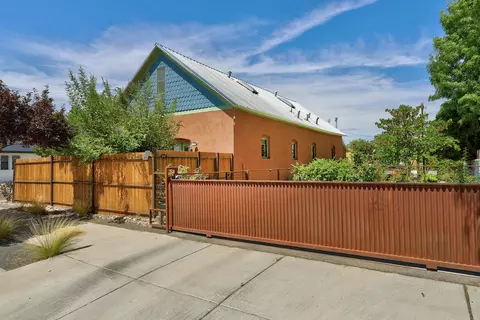 723 Marquette Ave NW, Albuquerque, NM 87102
