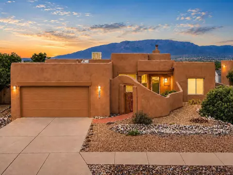 4211 Bryan Ave NW, Albuquerque, NM 87114