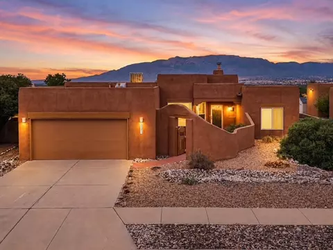 4211 Bryan Ave NW, Albuquerque, NM 87114