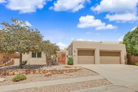 7419 Blue Moon Ln NE, Albuquerque, NM 87113
