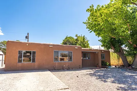 1212 Propps St NE, Albuquerque, NM 87112