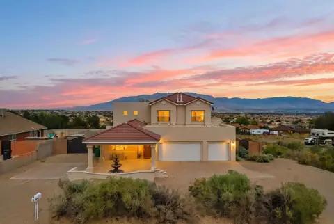 1584 14th St SE, Rio Rancho, NM 87124