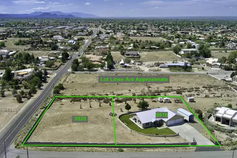 9520 Signal Ave NE, Albuquerque, NM 87122