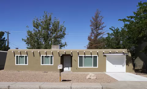 1909 Chelwood Park Blvd NE, Albuquerque, NM 87112