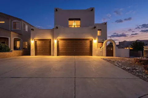 8401 Magenta Rd NW, Albuquerque, NM 87120