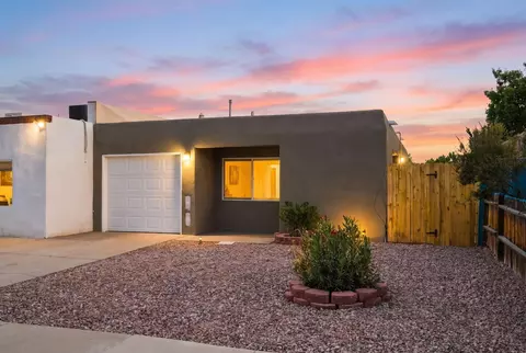 3323 Grogan St NW, Albuquerque, NM 87120