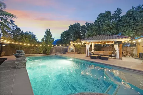 9400 Allande Rd NE, Albuquerque, NM 87109