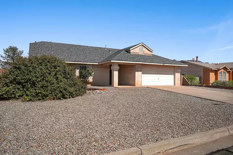2566 Diamond Peak Dr NE, Rio Rancho, NM 87144