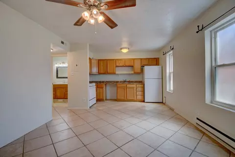 12333 Mountain Rd NE #E, Albuquerque, NM 87112