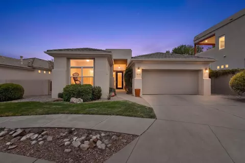 6135 Purple Aster Ln NE, Albuquerque, NM 87111