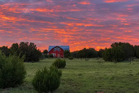 128 Mission Hills Rd, Estancia, NM 87016