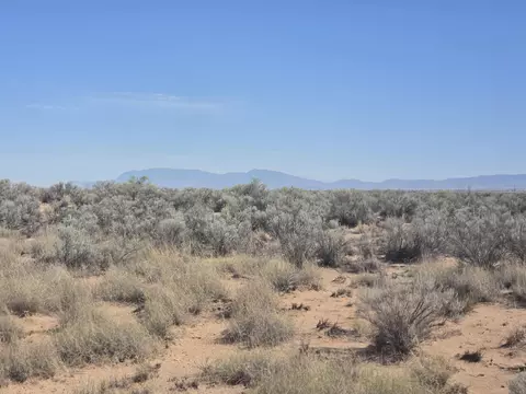 VL Rdo Lot 18 Block 21 #50, Los Lunas, NM 87031