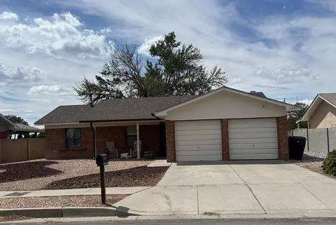 7401 Mayflower Rd NE, Albuquerque, NM 87109