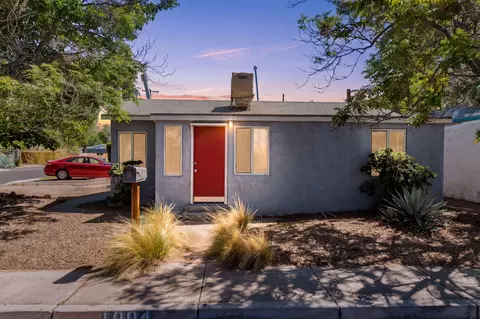 1004 Santa Fe Ave SW, Albuquerque, NM 87102