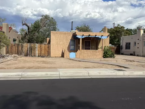 440 Amherst Dr NE, Albuquerque, NM 87106