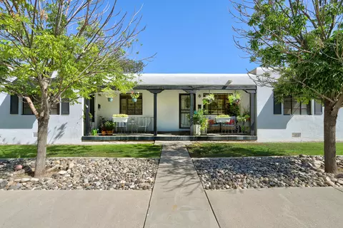 401 Aliso Dr NE, Albuquerque, NM 87108