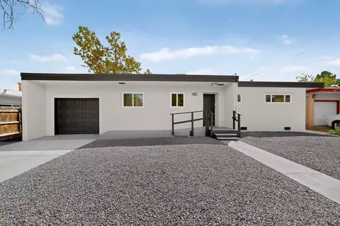 410 Adams St NE, Albuquerque, NM 87108