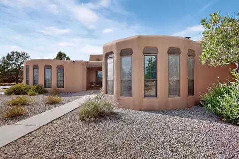 2 Sandia Trl N #2, Corrales, NM 87048