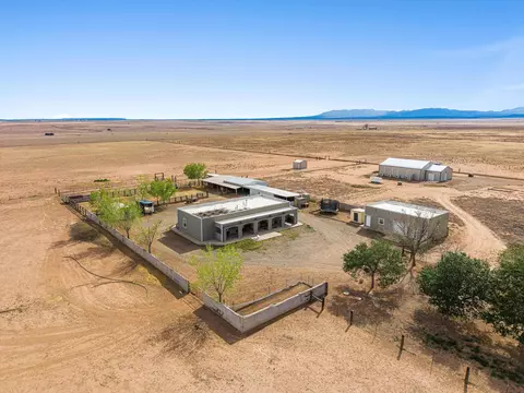 362 366 Howell Rd, Estancia, NM 87016