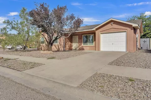 215 Loma Verde Dr, Rio Communities, NM 87002