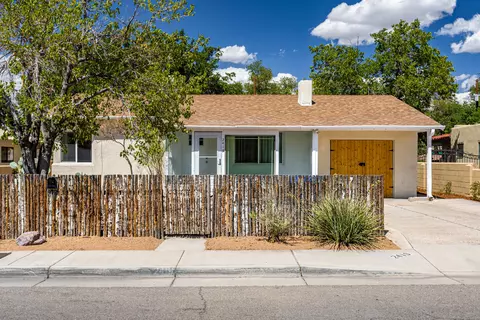 2419 Floral Rd NW, Albuquerque, NM 87104