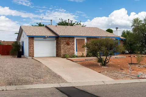 4913 Chromium Dr NE, Rio Rancho, NM 87124