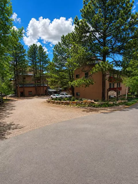 25 Jackson Hole Rd #R3-231, Angel Fire, NM 87710
