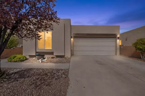 5227 Tierra Amada St NW, Albuquerque, NM 87120