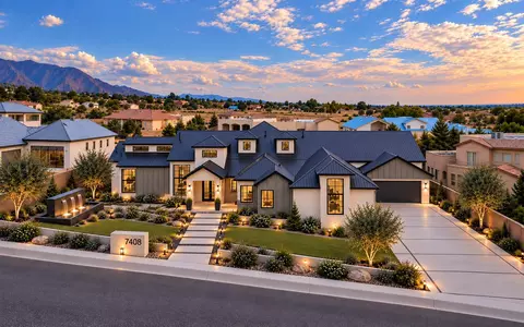 10850 Richfield Ave NE, Albuquerque, NM 87122