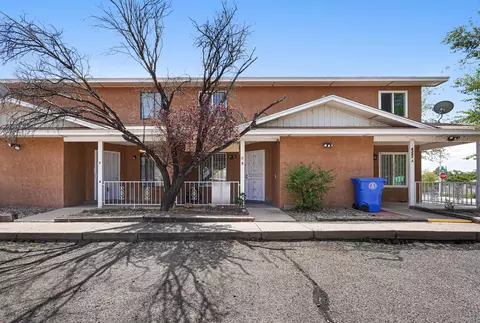 8201 Trumbull Ave SE #B, Albuquerque, NM 87108