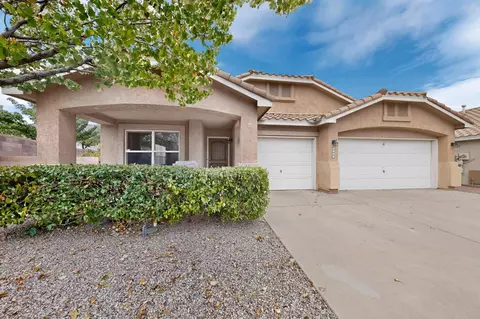 4951 Whisper Wind St NW, Albuquerque, NM 87120