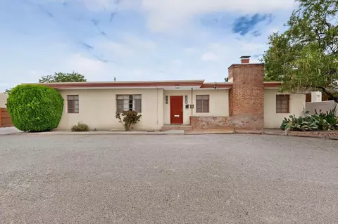 306 Carlisle Blvd SE, Albuquerque, NM 87106