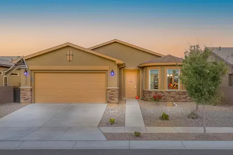 4320 Sundance St SW, Los Lunas, NM 87031