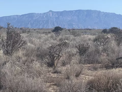 U8b41l16 Hidalgo Road Sw, Rio Rancho, NM 87124