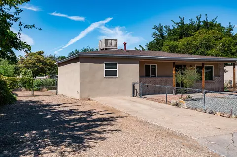 2713 Morris St NE, Albuquerque, NM 87112