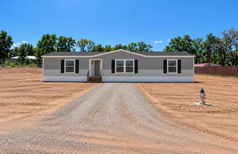 241 Crownover Rd NW, Los Lunas, NM 87031