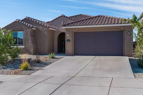700 Cuarzo Rd SE, Rio Rancho, NM 87124