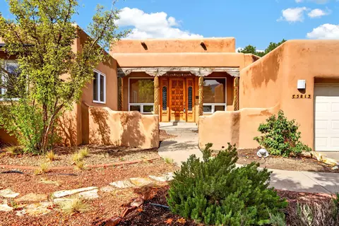 5813 Balsa Pl NE, Albuquerque, NM 87111