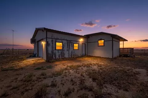 25 Boomer Rd, Stanley, NM 87056