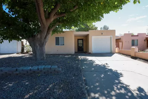 620 Mountain View Ave NE, Albuquerque, NM 87123