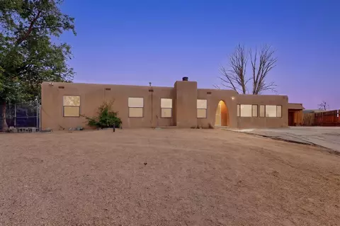 10200 Park Ln NW, Albuquerque, NM 87114