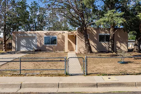 9405 Parsifal Pl NE, Albuquerque, NM 87111