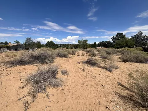 5026 Colby Ct NW, Albuquerque, NM 87114