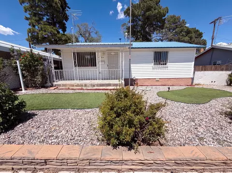 1758 39th St, Los Alamos, NM 87544