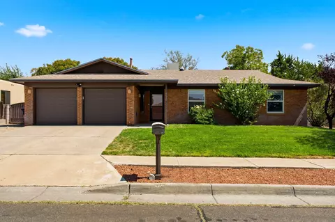 5410 Edwards Dr NE, Albuquerque, NM 87111