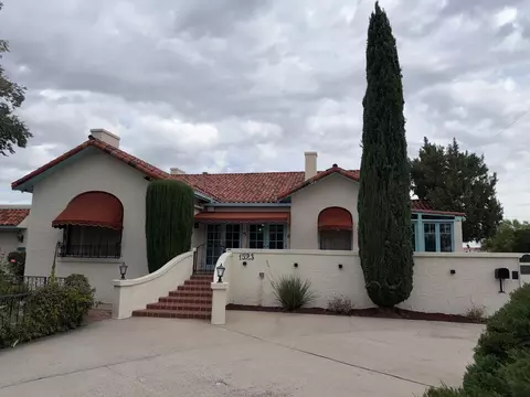 1523 Silver Ave SE, Albuquerque, NM 87106