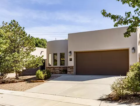 1424 Vinca Trl NE, Albuquerque, NM 87112
