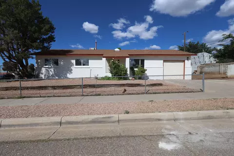 700 Tomasita St NE, Albuquerque, NM 87123