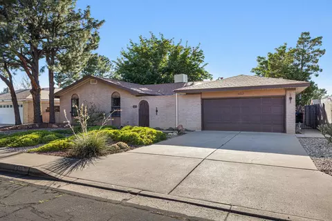 4513 Andrew Dr NE, Albuquerque, NM 87109